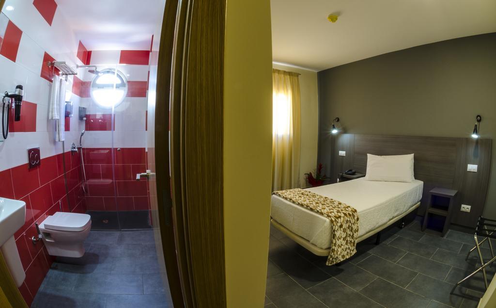 Hotel Puerto Canteras Las Palmas / Gran Canaria Zimmer foto